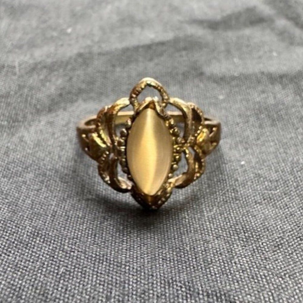 Vintage Sterling Silver 925 Marquise Cut Yellow Cat Eye Opal Gold Toned Sz 5 1/2